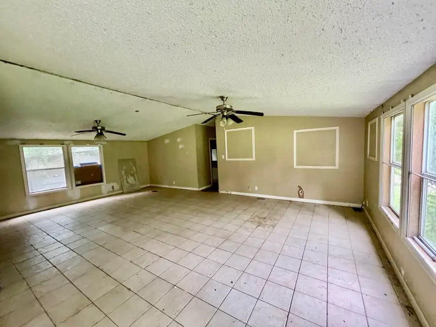 8457 Manor Drive, Tallahassee, FL 32303 - #3