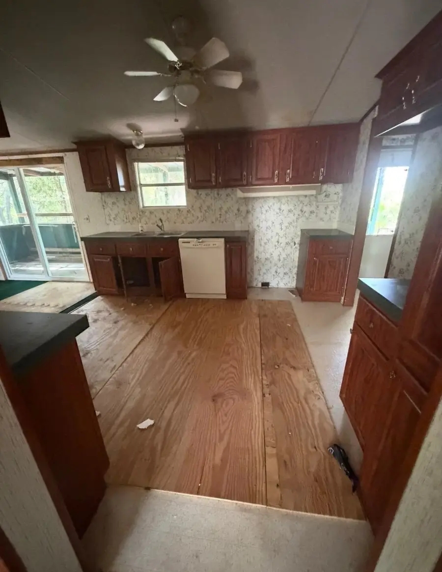 9830 NE 105th Avenue, East Bronson, FL 32618 - #3