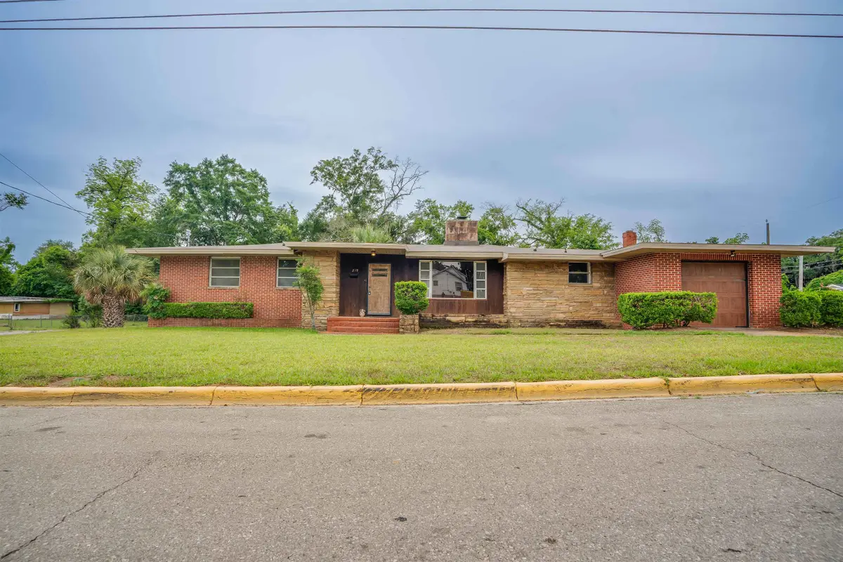 239 Lincoln Street, Tallahassee, FL 32301 - #1
