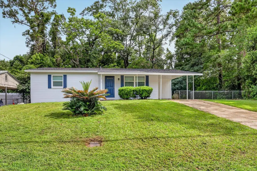 2912 Oakwood Drive, Tallahassee, FL 32304 - #3