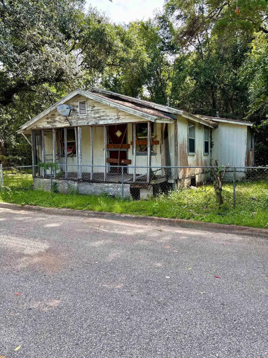 627 Williams Street, Quincy, FL 32351 - #2
