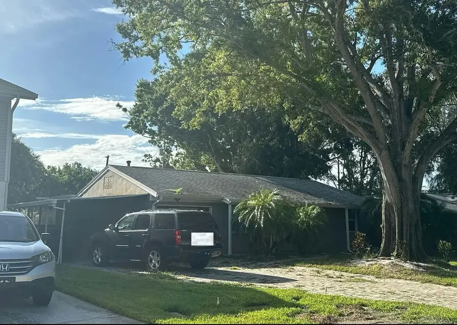8439 NE Riverside Drive, Saint Petersburg, FL 33702 - #3