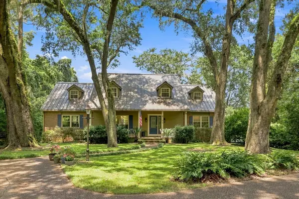 5050 Velda Dairy Road, Tallahassee, FL 32309