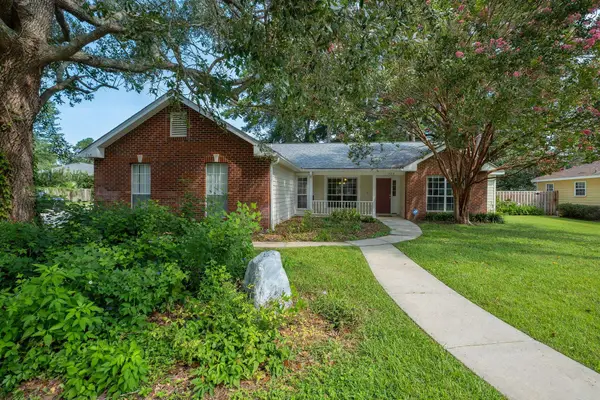 1328 Old Village Road, Tallahassee, FL 32309
