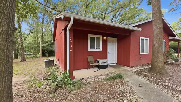 2739 W Tharpe Street, Tallahassee, FL 32303