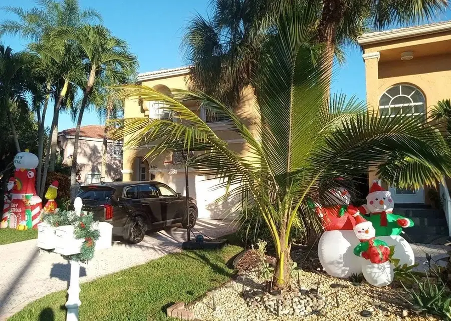 4867 NW 115th Avenue, Coral Springs, FL 33076 - #2