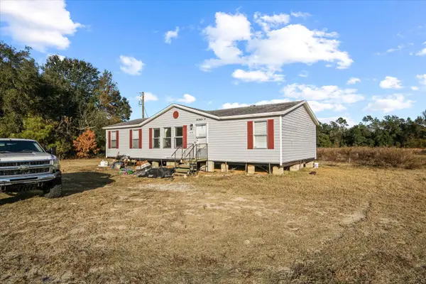 644 Treeline Road, Grand Ridge, FL 32442