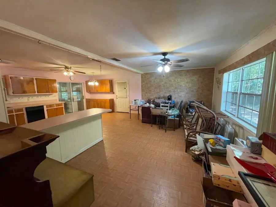 102 Horseshoe Drive, Havana, FL 32333 - #3