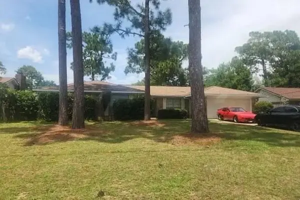 4240 Cherry Laurel Drive, Other Florida, FL 32504