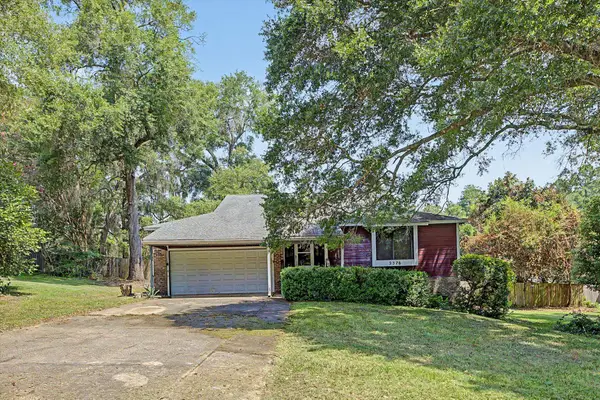 2376 Royal Oaks Drive, Tallahassee, FL 32309