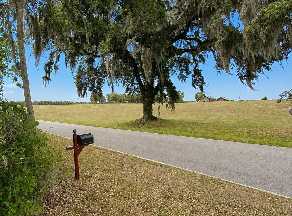 285 Wayside Farm Road, Havana, FL 32333 - #1