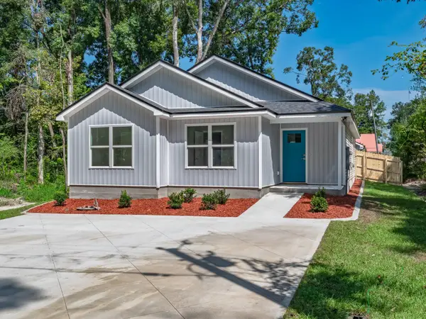 98 Navajo Trail, Crawfordville, FL 32327