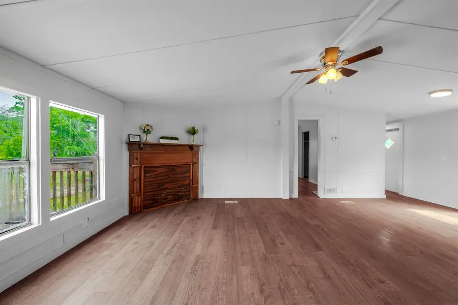 989 Lakeview Point Road, Quincy, FL 32351 - #3