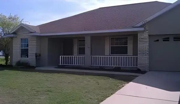 676 NE 35th Loop, Ocala, FL 34479