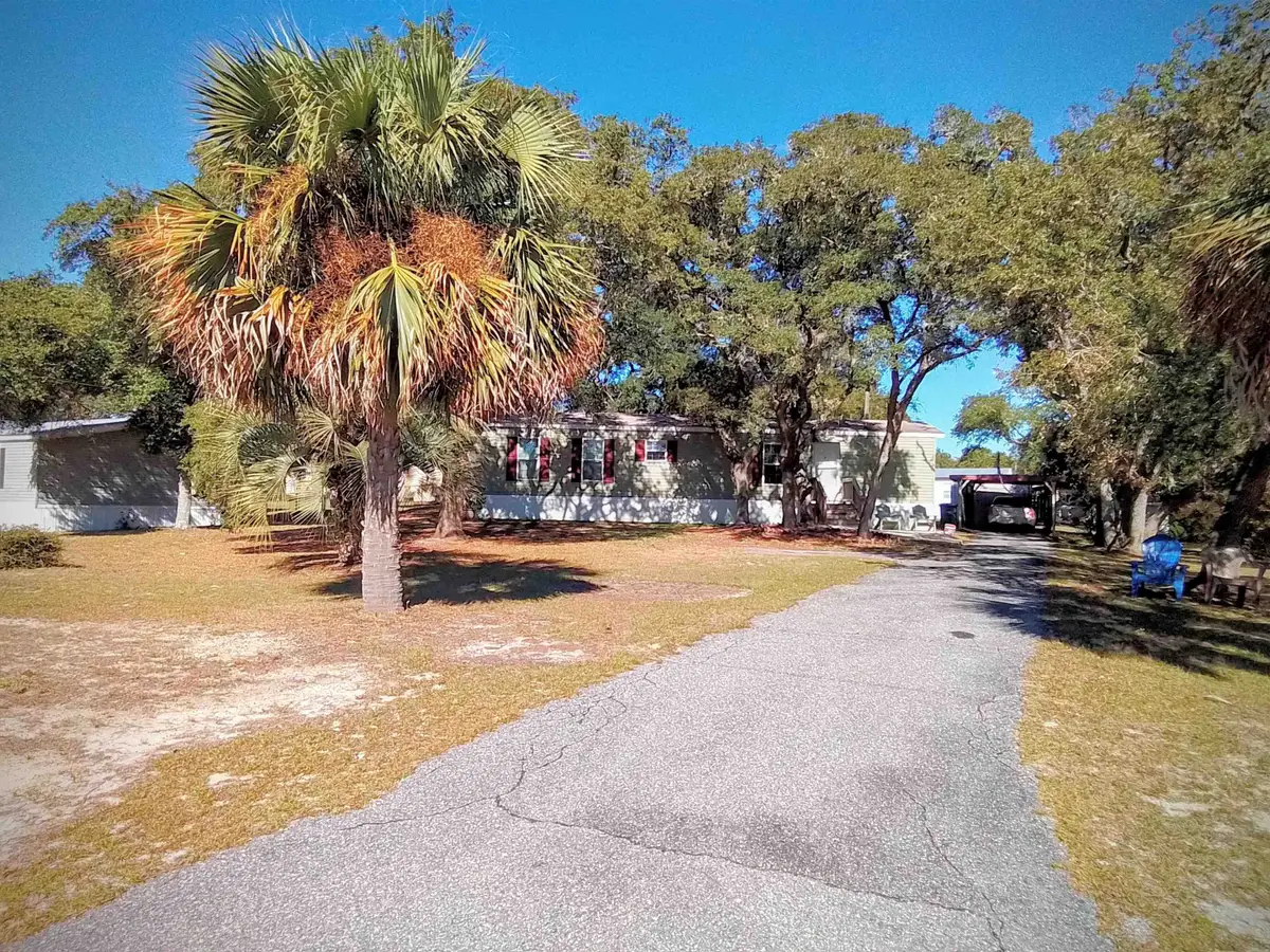 135 Carolina Street, Carrabelle, FL 32322 - #1
