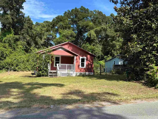 25 Dispennette Drive, Crawfordville, FL 32327