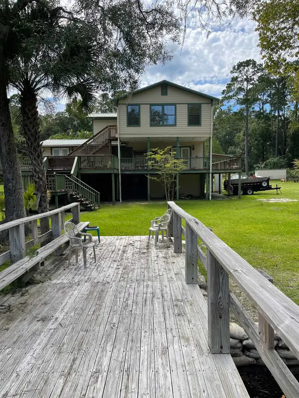467 Old Magnolia Road, Crawfordville, FL 32327