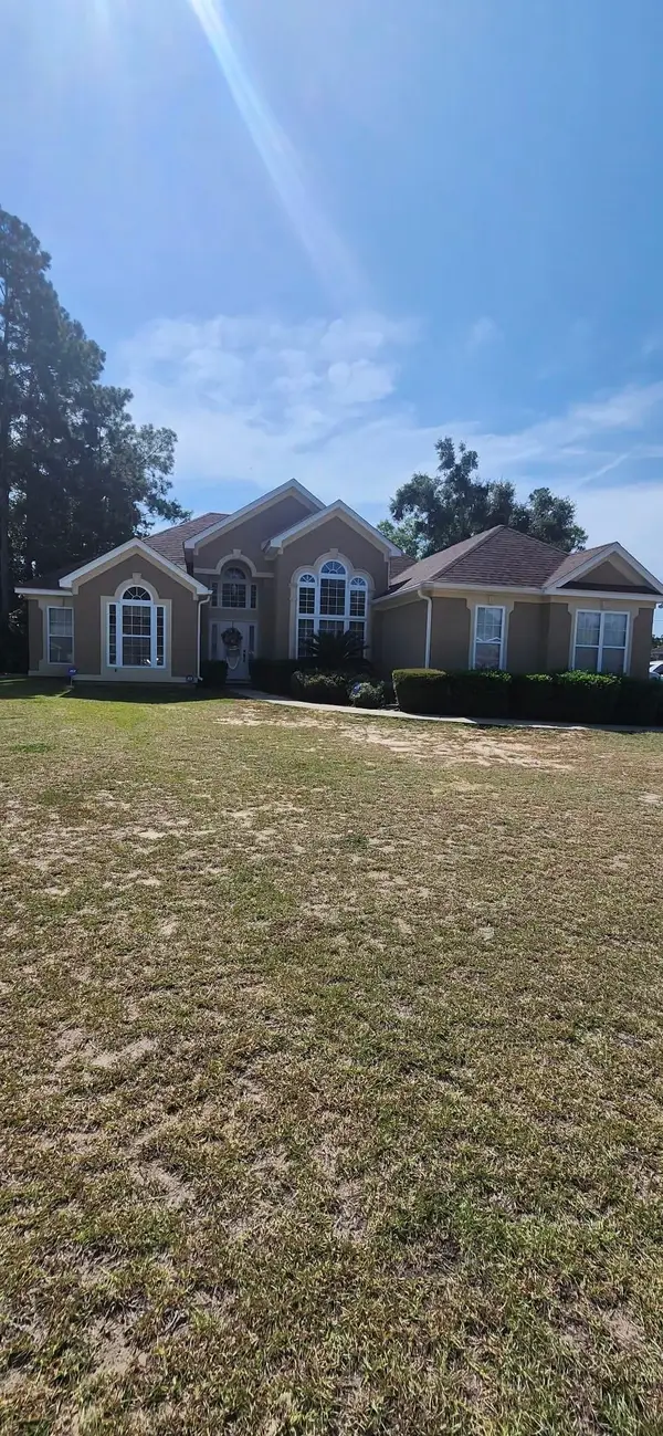 139 Eugene Lamb Road, Midway, FL 32343