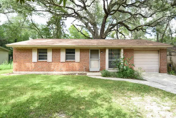 2926 Oakwood Drive, Tallahassee, FL 32304