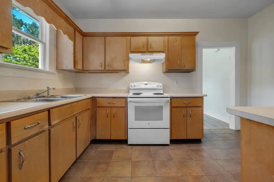 3033 Old Saint Augustine Road, Tallahassee, FL 32311 - #3