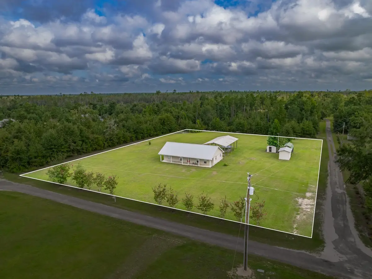 17765 NW Cardinal Drive, Blountstown, FL 32424 - #1