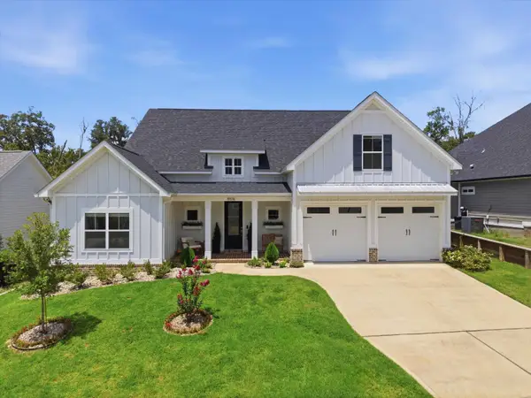 8516 Castle Pine Drive, Tallahassee, FL 32312