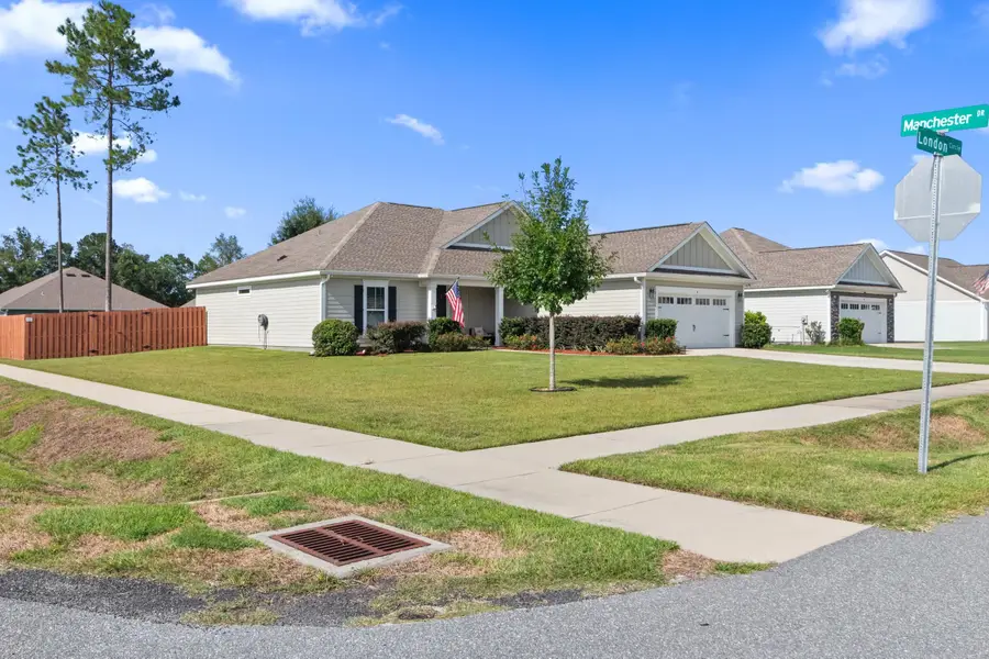4 London Circle, Crawfordville, FL 32327 - #2