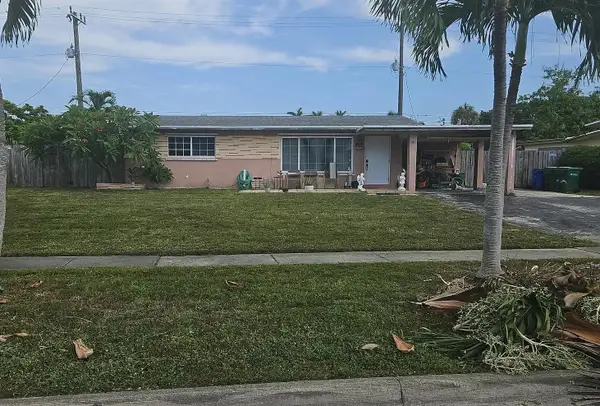 1533 W River Drive, Other Florida, FL 33063