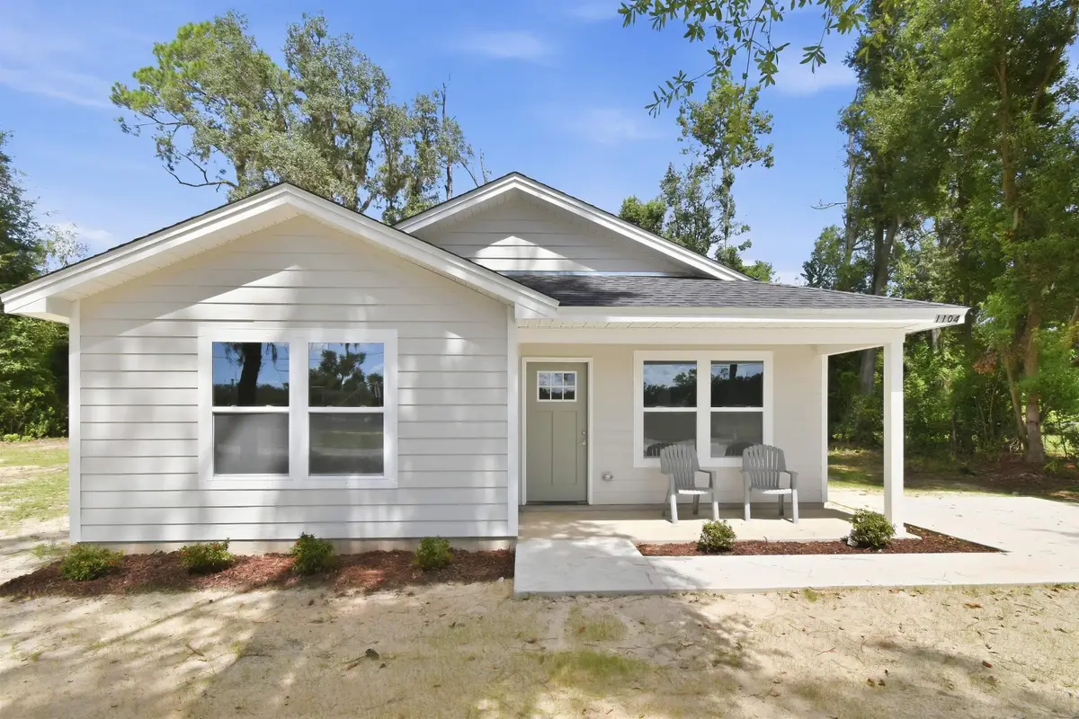 1104 E Veterans Drive, Perry, FL 32347 - #1
