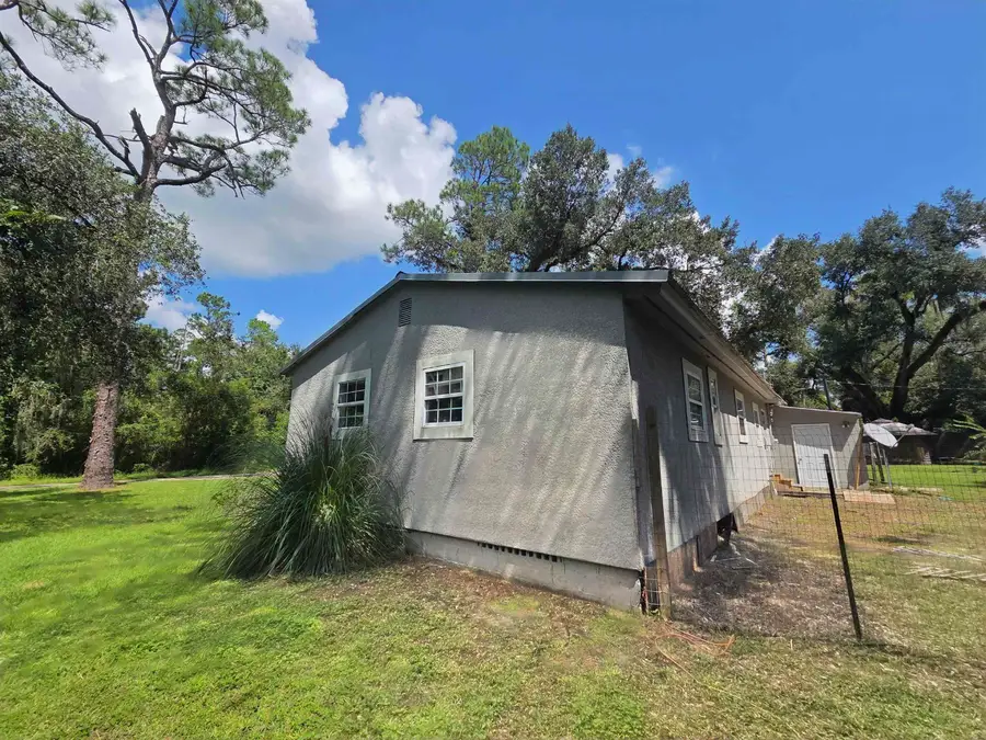 911 N Veterans Drive, Perry, FL 32347 - #3