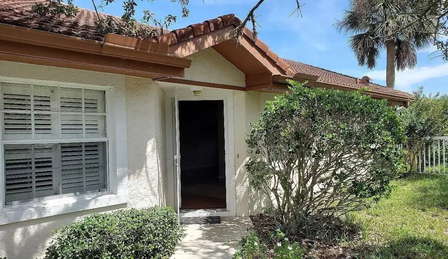 2 San Luis Lane, Palm Coast, FL 32137 - #2
