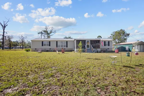 15680 E Royal Oak Dr, Perry, FL 32348
