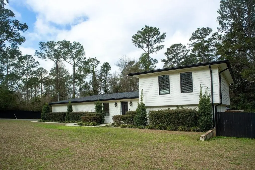1221 Attapulgus Highway, Quincy, FL 32352 - #1