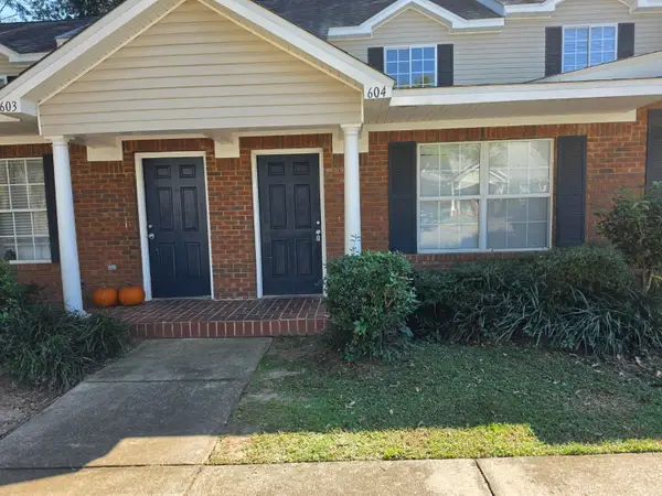 2738 W Tharpe Street #604, Tallahassee, FL 32303