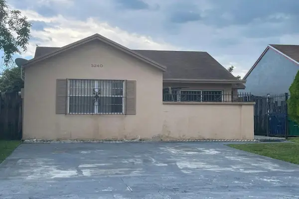 3240 NW 203rd Lane, Other Florida, FL 33056
