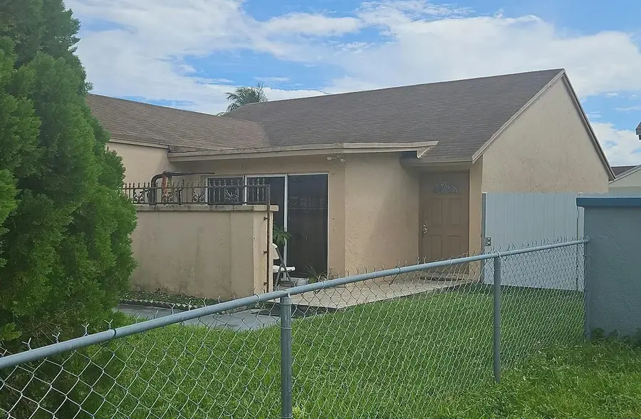 3240 NW 203rd Lane, Miami Gardens, FL 33056 - #3