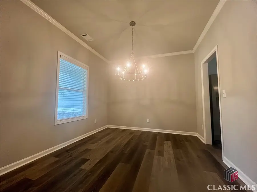 384 Sunset Drive, Statham, GA 30666 - Image #3