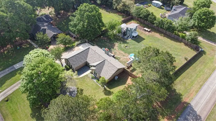 100 Huntcliff Court, Lagrange, GA 30240 - #3