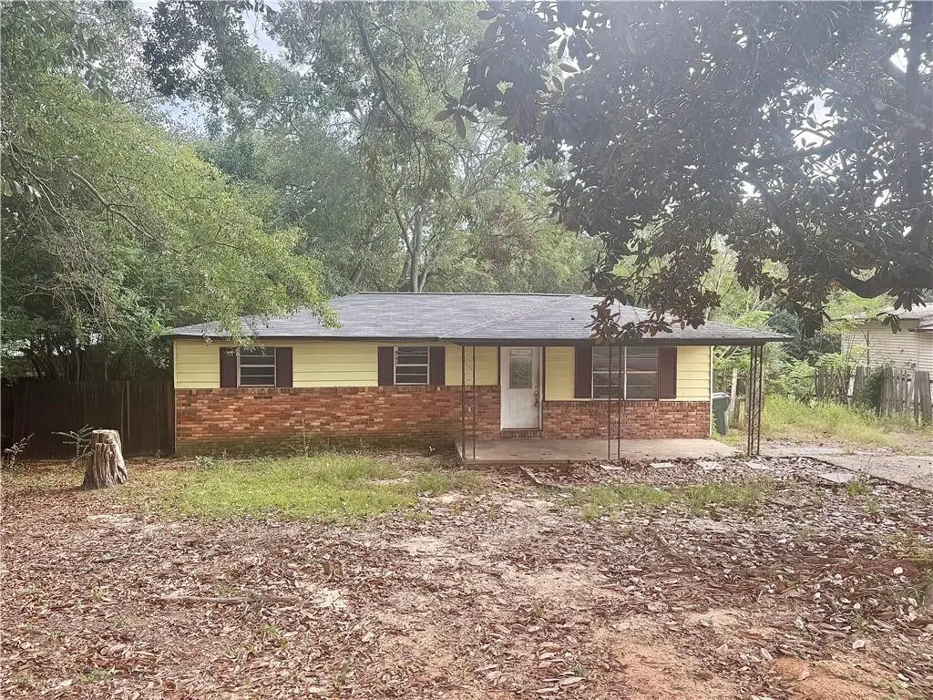 18 Giles Road, Phenix City, AL 36869 - Image #1