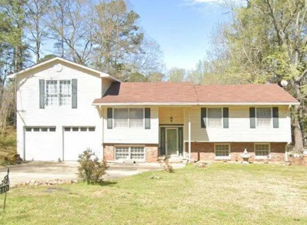 210 Hearthstone Drive, Lagrange, GA 30241 - Image #1