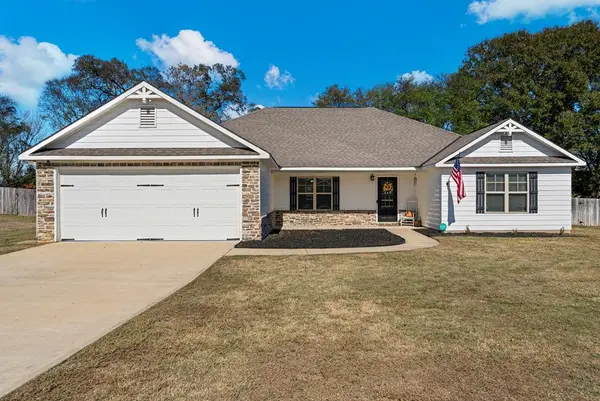 8 Silver Eagle Court, FORT MITCHELL, AL 36856