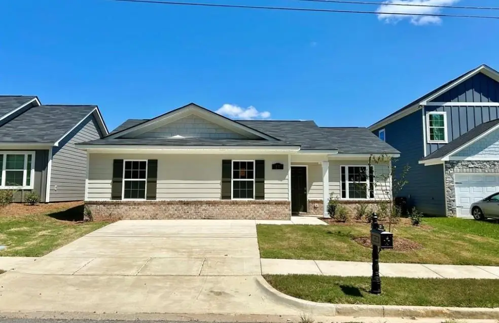 27 Whiterock Road, Phenix City, AL 36869 - Image #1