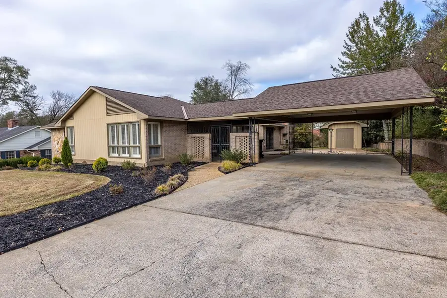 521 Newport Place, Columbus, GA 31904 - Image #2