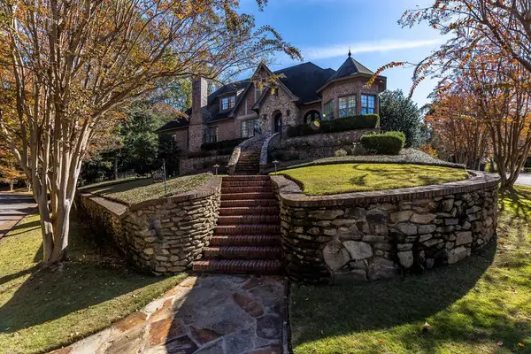 2000 Poplar Drive, COLUMBUS, GA 31906