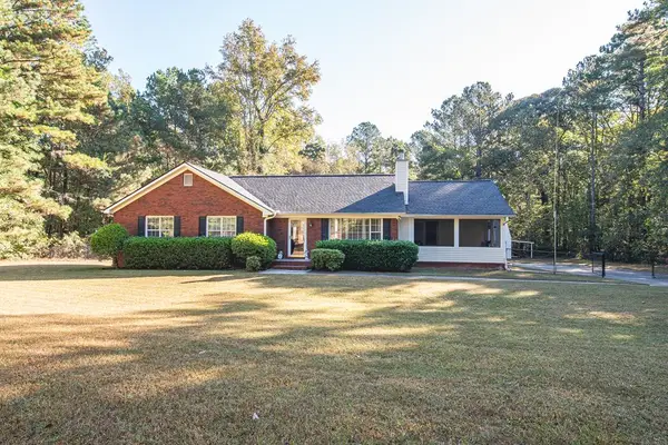 200 Lake Amah Lee Road, HAMPTON, GA 30228