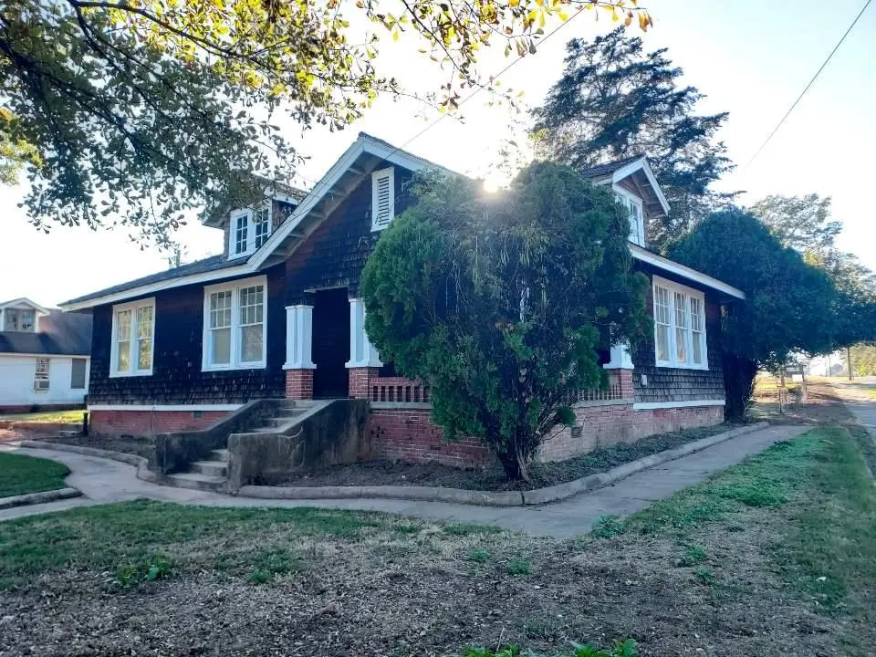 28 Johnson Avenue, Manchester, GA 31816 - #1