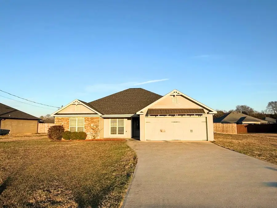 11 Snowshoe Court, Fort Mitchell, AL 36856 - Image #2