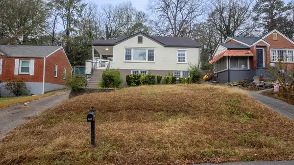 2541 Jewel Street, EAST POINT, GA 30344