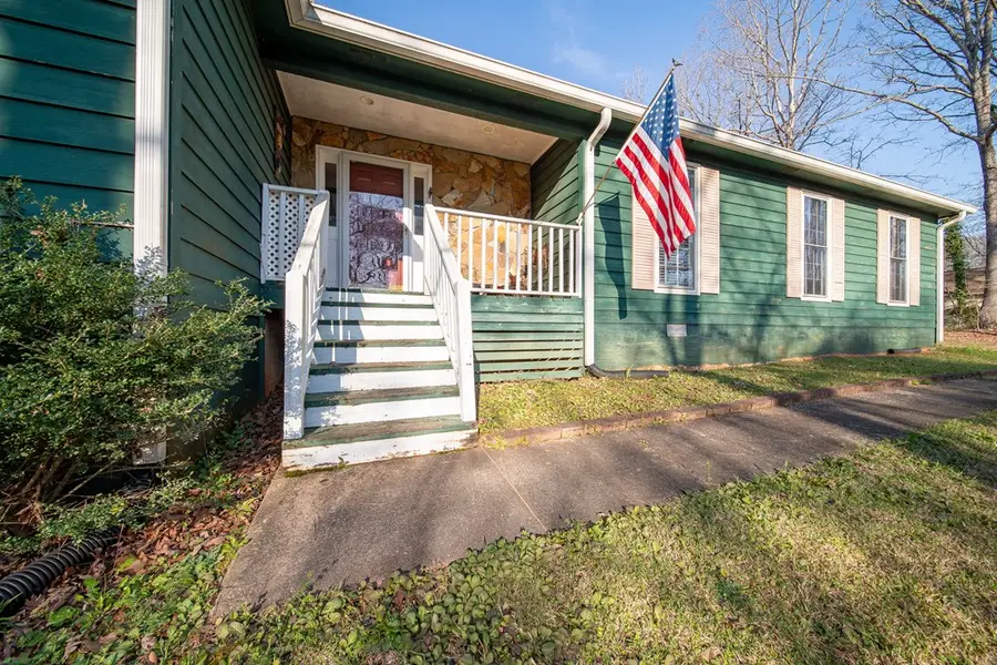 112 Brookwood Drive, Lagrange, GA 30240 - #2