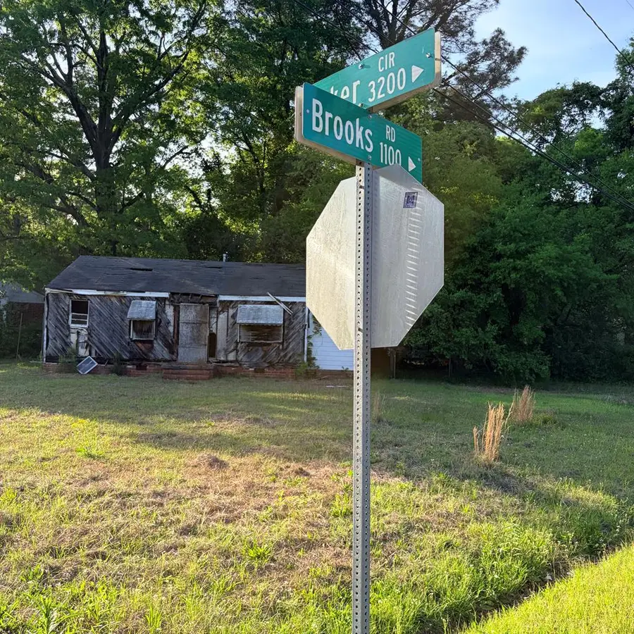 3135 Baker Circle, Columbus, GA 31903 - #3